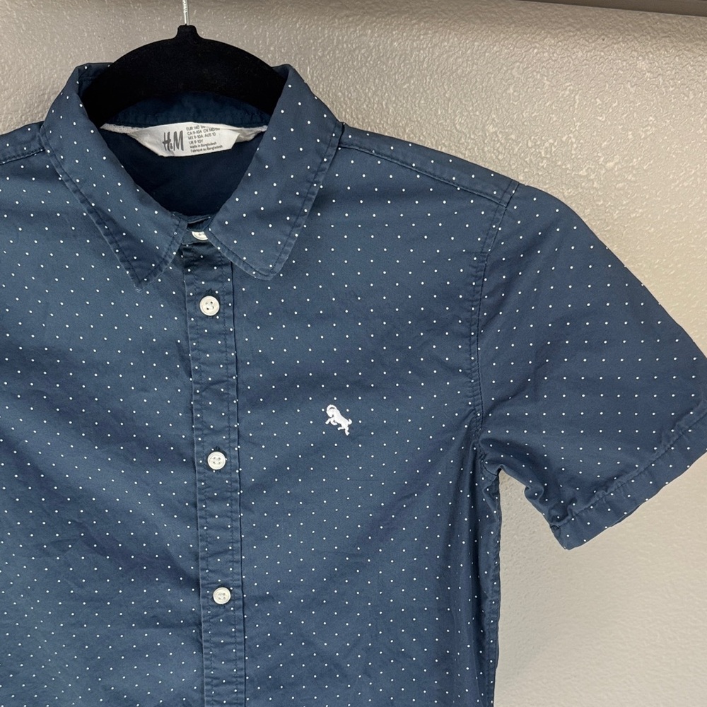 Boys H&M Blue Button Down short sleeve Shirt with White Dots